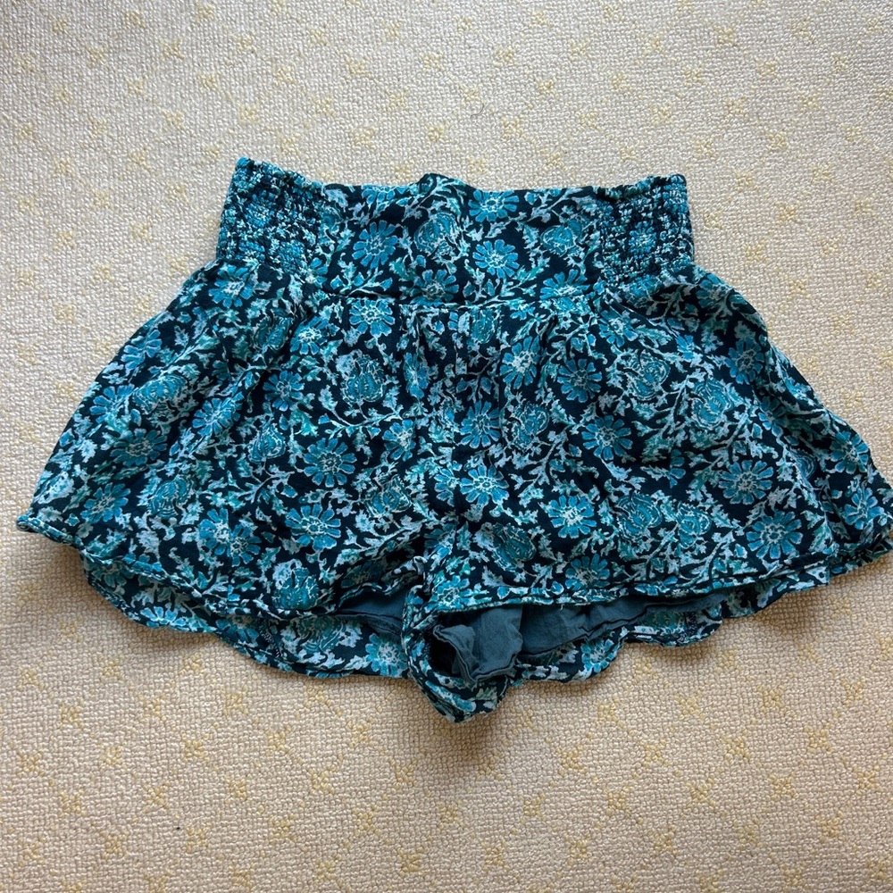 Free People Flowy floral shorts